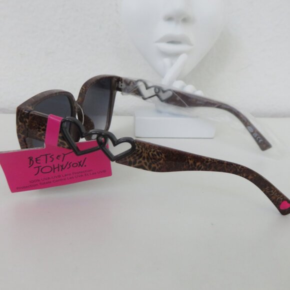 (#127) Betsey Johnson Animal Cheetah Black/Brown Sun Glasses main image 7
